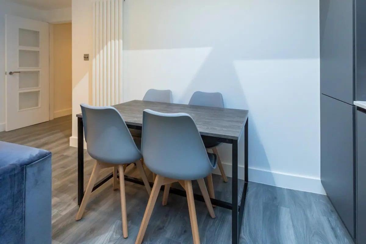 Апартаменты Stylish 2-Bed Flat In The Heart Of West Hampstead Лондон Экстерьер фото